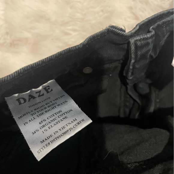 DAZE Black Denim Jeans - Picture 6 of 6